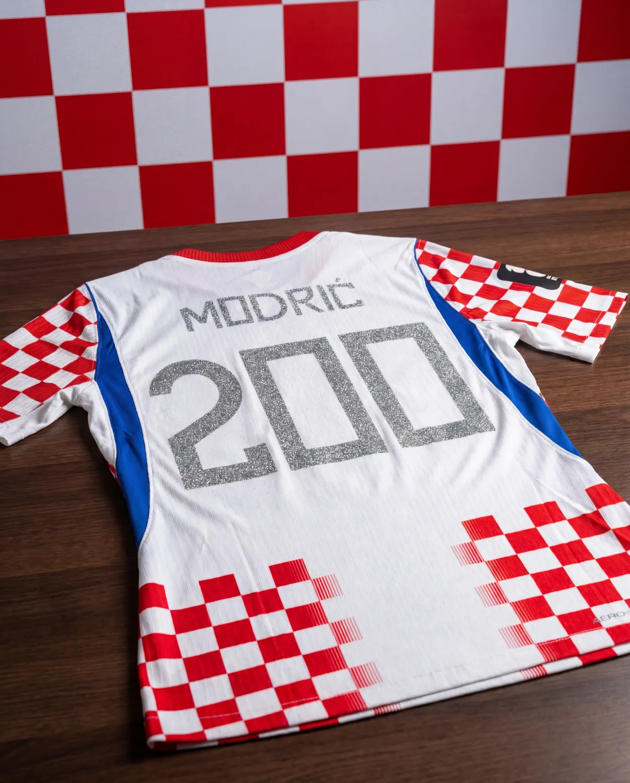 Match Home Jersey Modrić 200